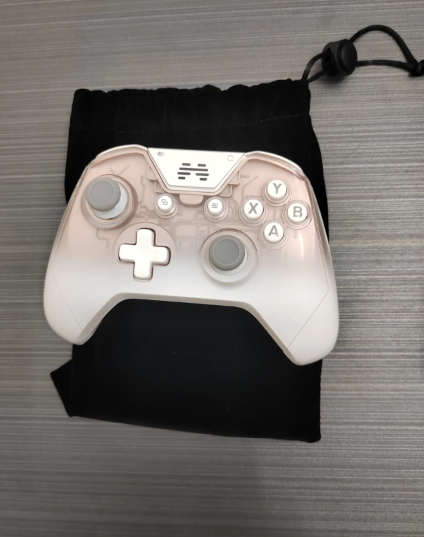 高性价比游戏手柄推荐_手柄单机游戏下载大全中文版下载_电竞级别游戏手柄选购指南