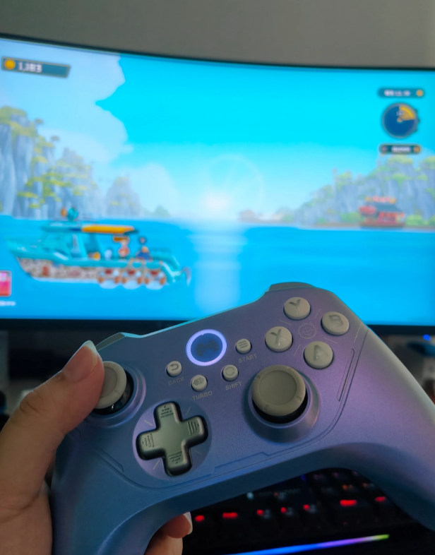 高性价比游戏手柄推荐_手柄单机游戏下载大全中文版下载_电竞级别游戏手柄选购指南