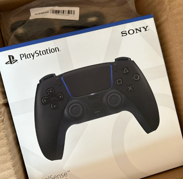 高性价比游戏手柄推荐_手柄单机游戏下载大全中文版下载_电竞级别游戏手柄选购指南