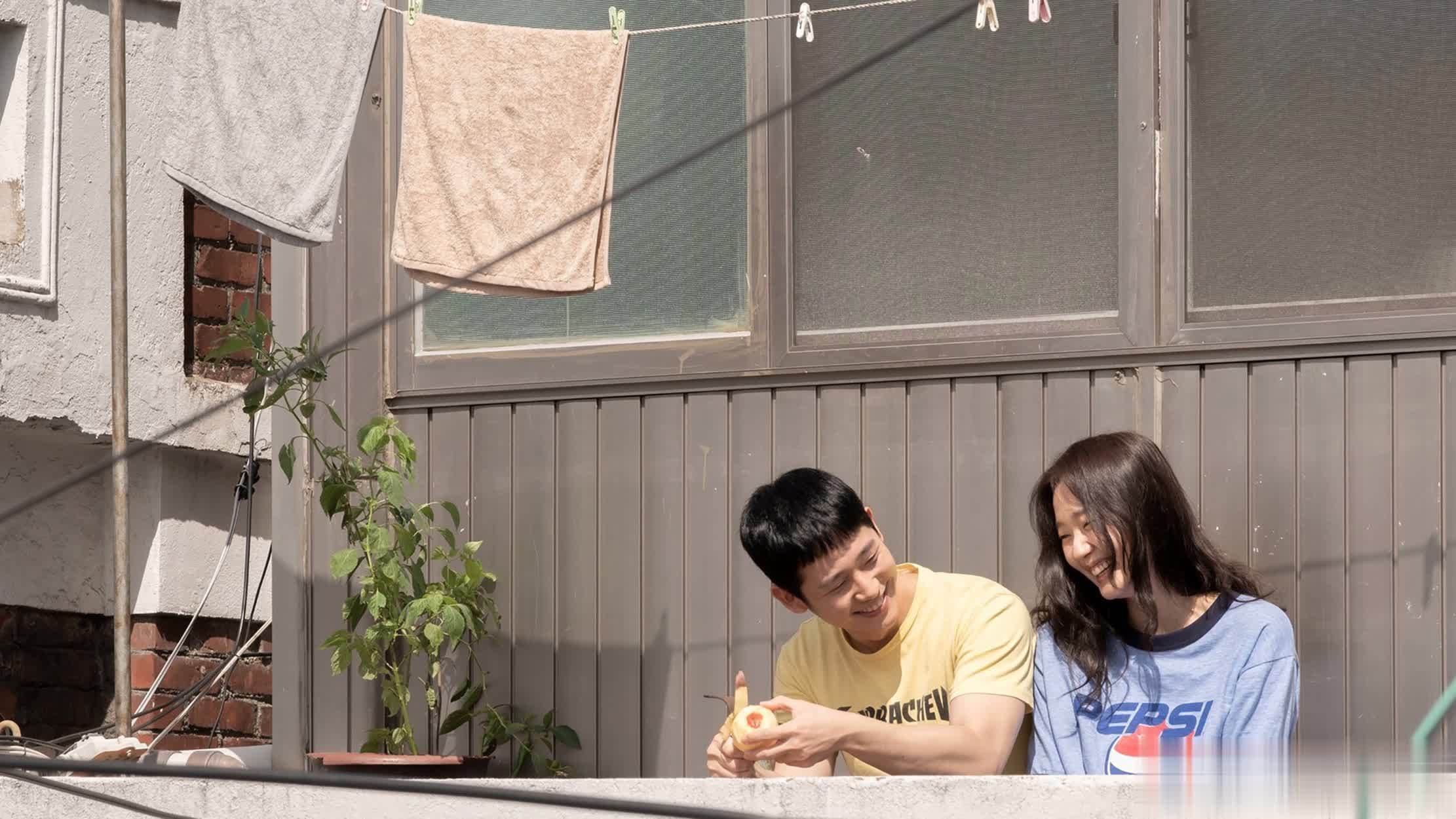 韩国电影青春下载_建筑学概论 韩国电影 平行叙事_狼少年 奇幻爱情 韩国电影 摄影风格